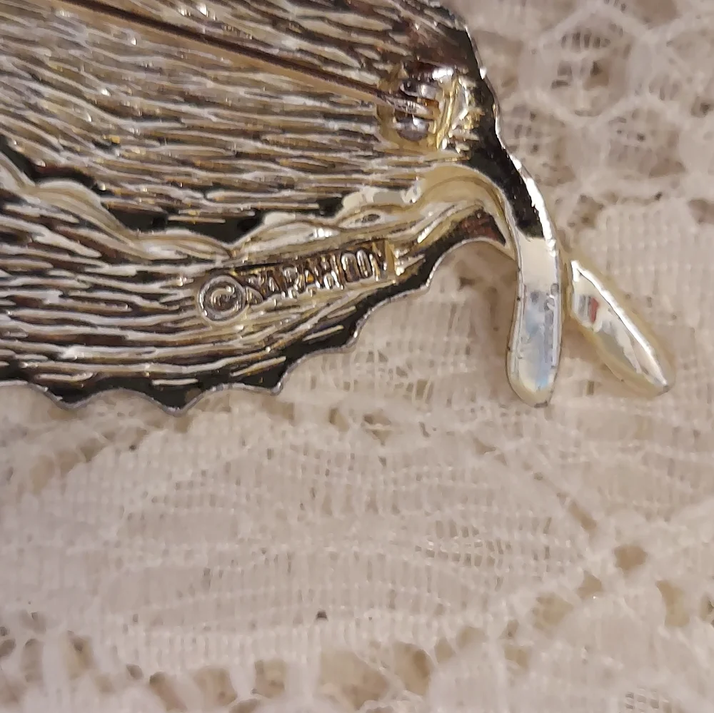 Vintage Sarah Coventry Leaf Brooch Woodgrain Wood Look Details - Picture 5 of 5